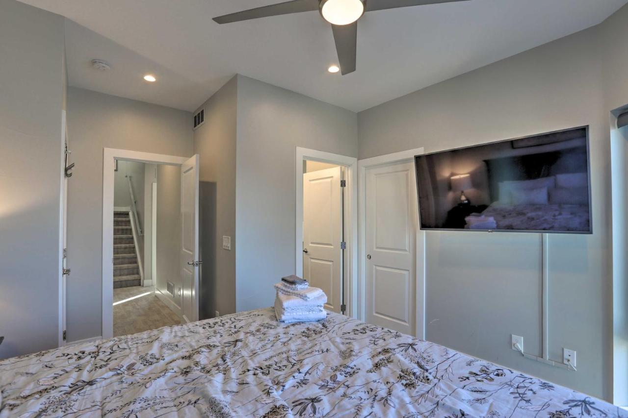 Denver Townhome With Rooftop Deck Walk To Mile High エクステリア 写真